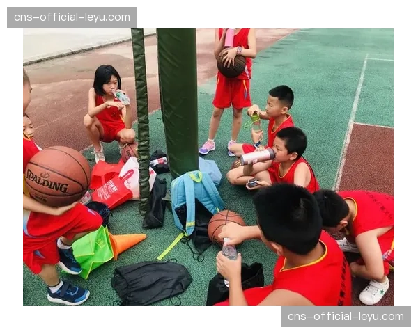 NBA与球员工会联合发起“体育与金融素养”教育项目,面向社区青少年 NBA与球员工会联合发起“体育与金融素养”教育项目,面向社区青少年